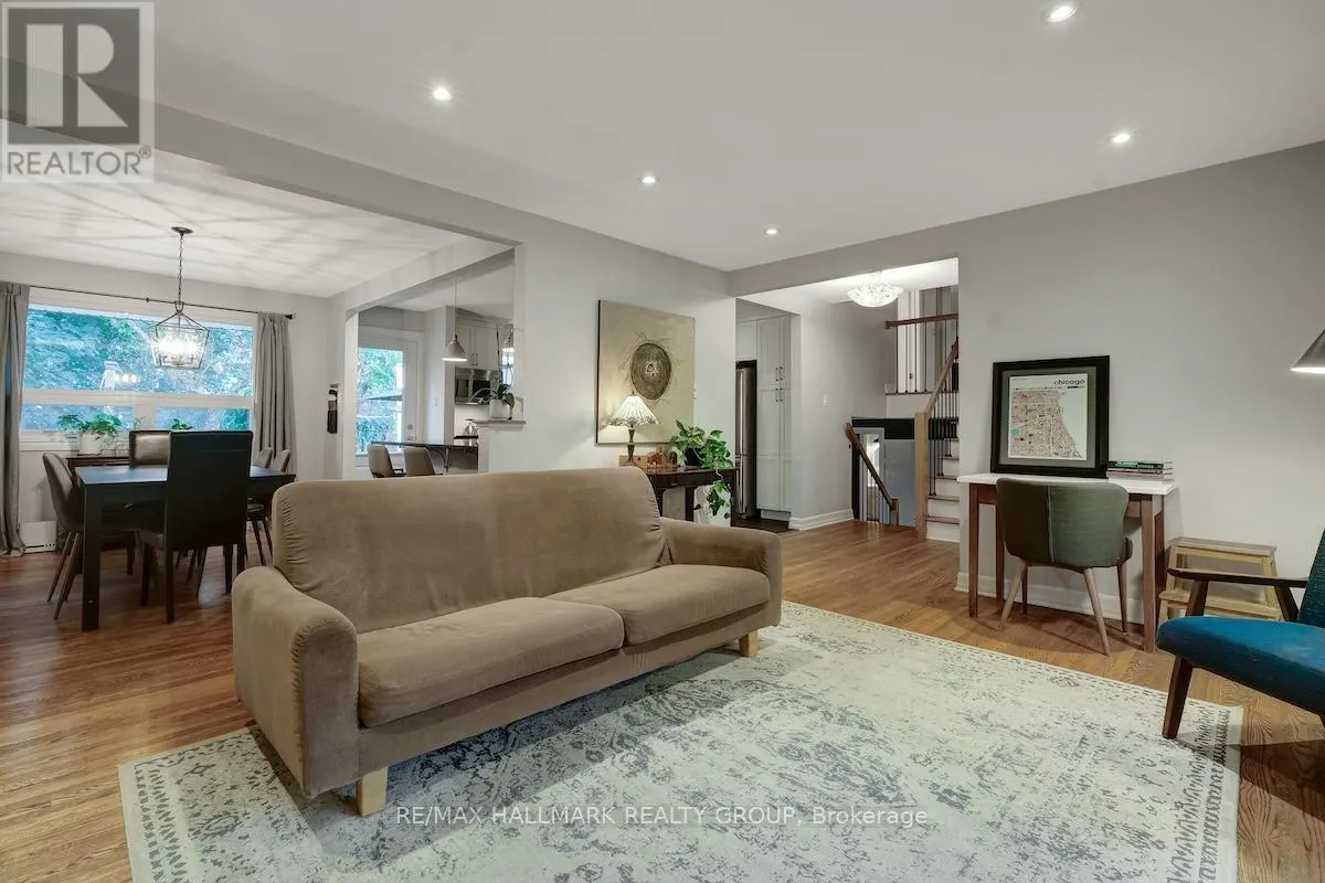 599 DUFF CRESCENT