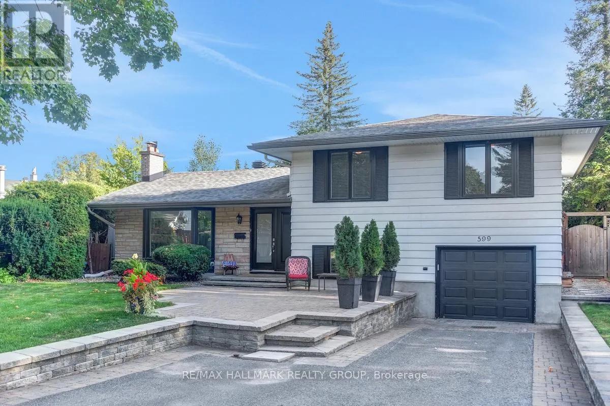 599 DUFF CRESCENT