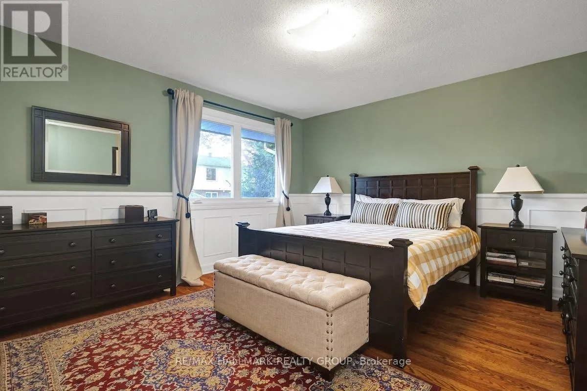 599 DUFF CRESCENT