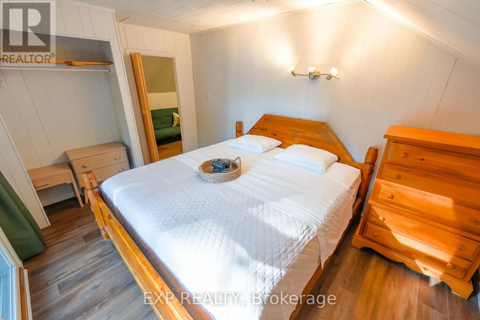 1301 DOMBROSKIE ROAD