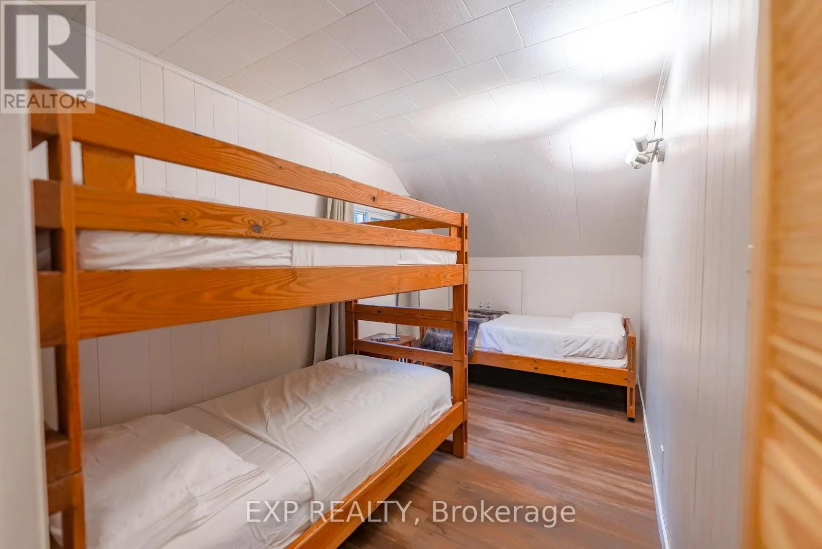 1301 DOMBROSKIE ROAD