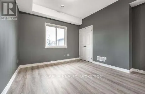 UPPER - 9 CHESTNUT STREET E