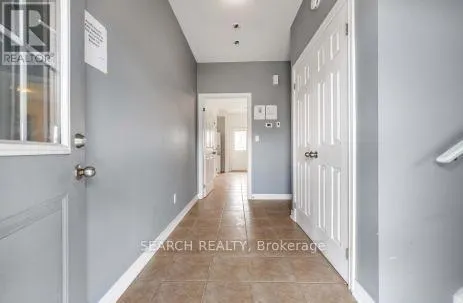 UPPER - 9 CHESTNUT STREET E