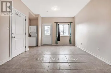 UPPER - 9 CHESTNUT STREET E