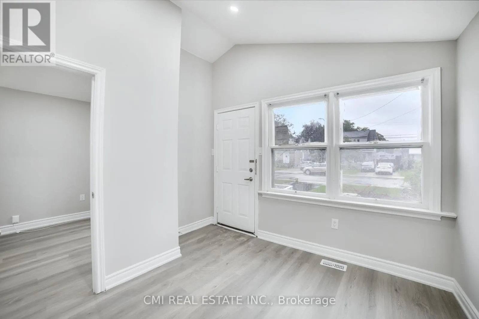 86 ADAIR AVENUE S