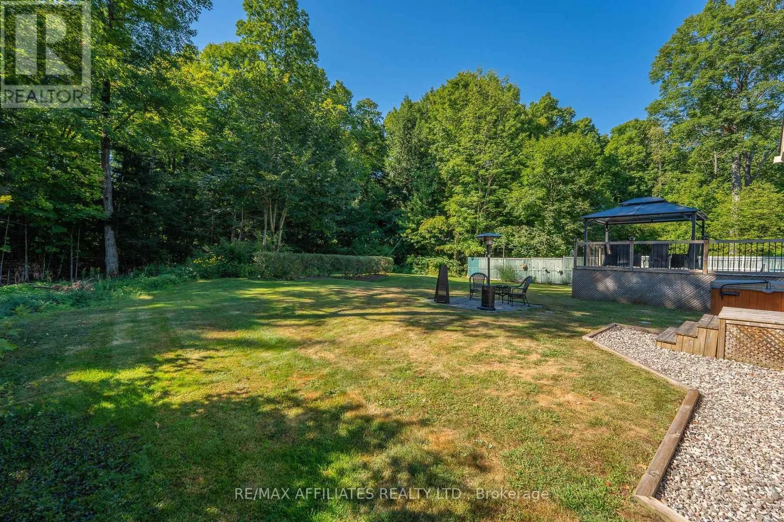 355 RIVERWOOD DRIVE
