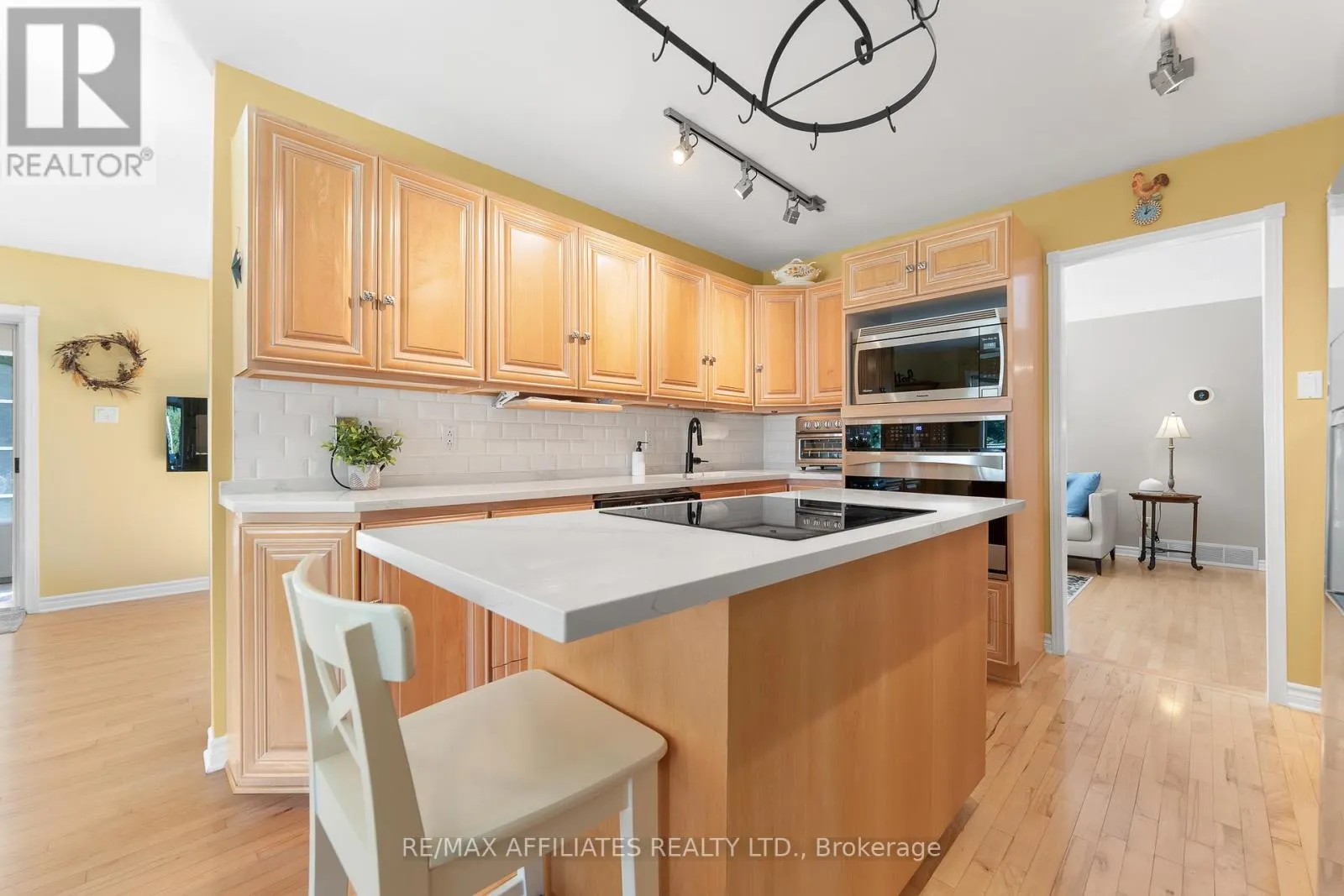 355 RIVERWOOD DRIVE