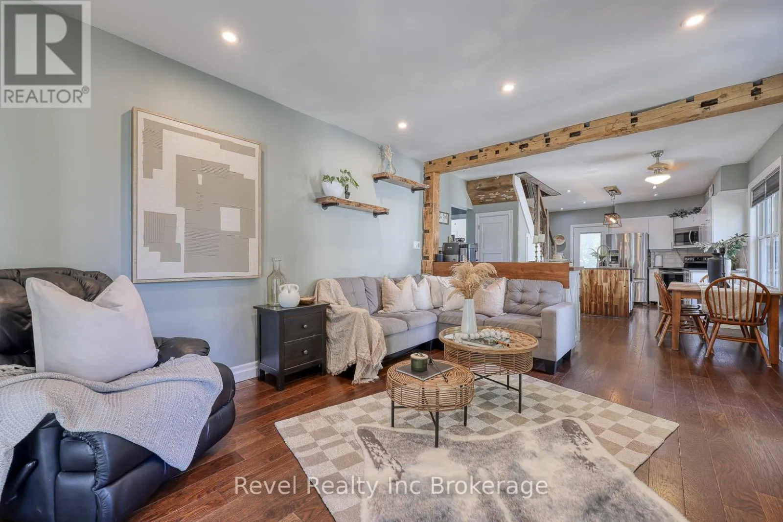 174 DELATRE STREET W