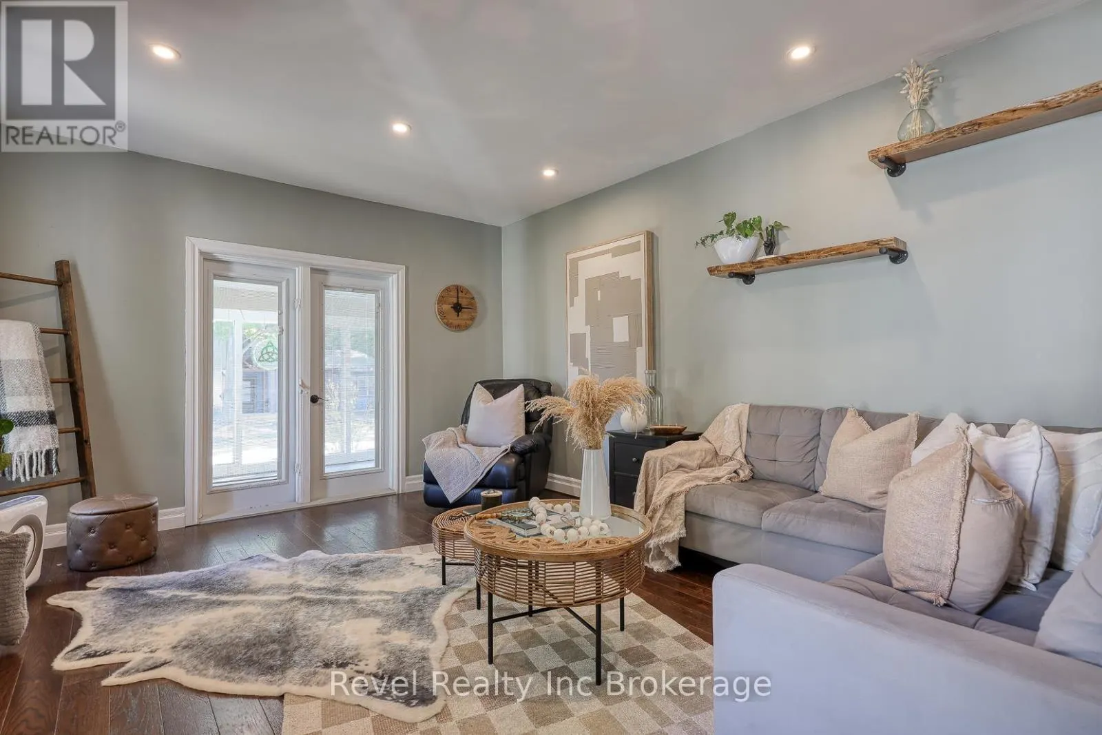 174 DELATRE STREET W