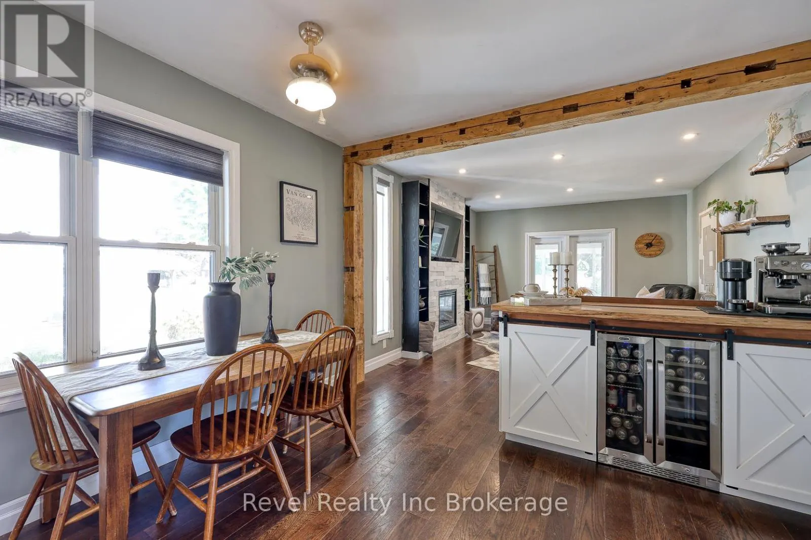 174 DELATRE STREET W
