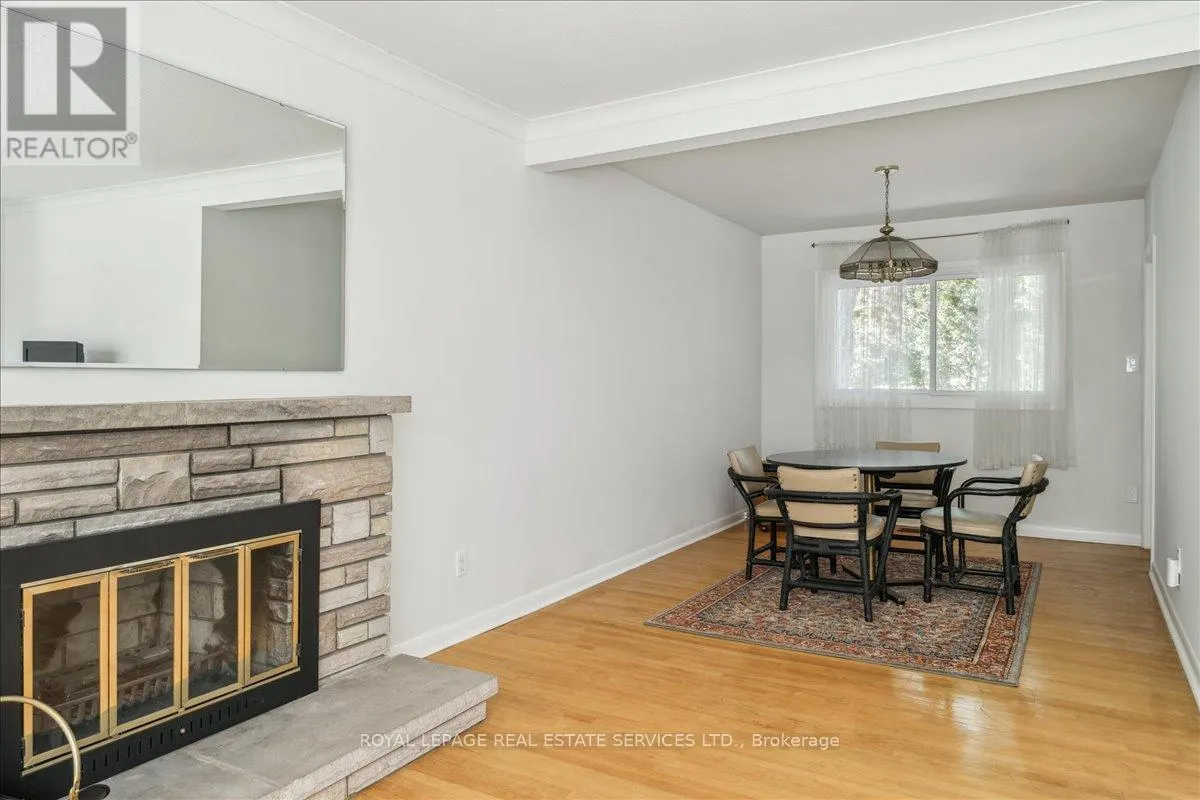 25 REGENCY ROAD