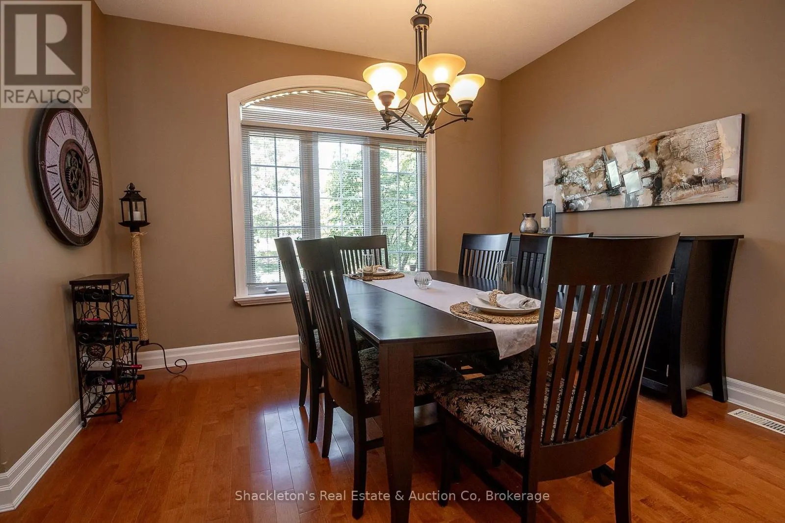 30 - 41 NORTH POINTE DRIVE, #30