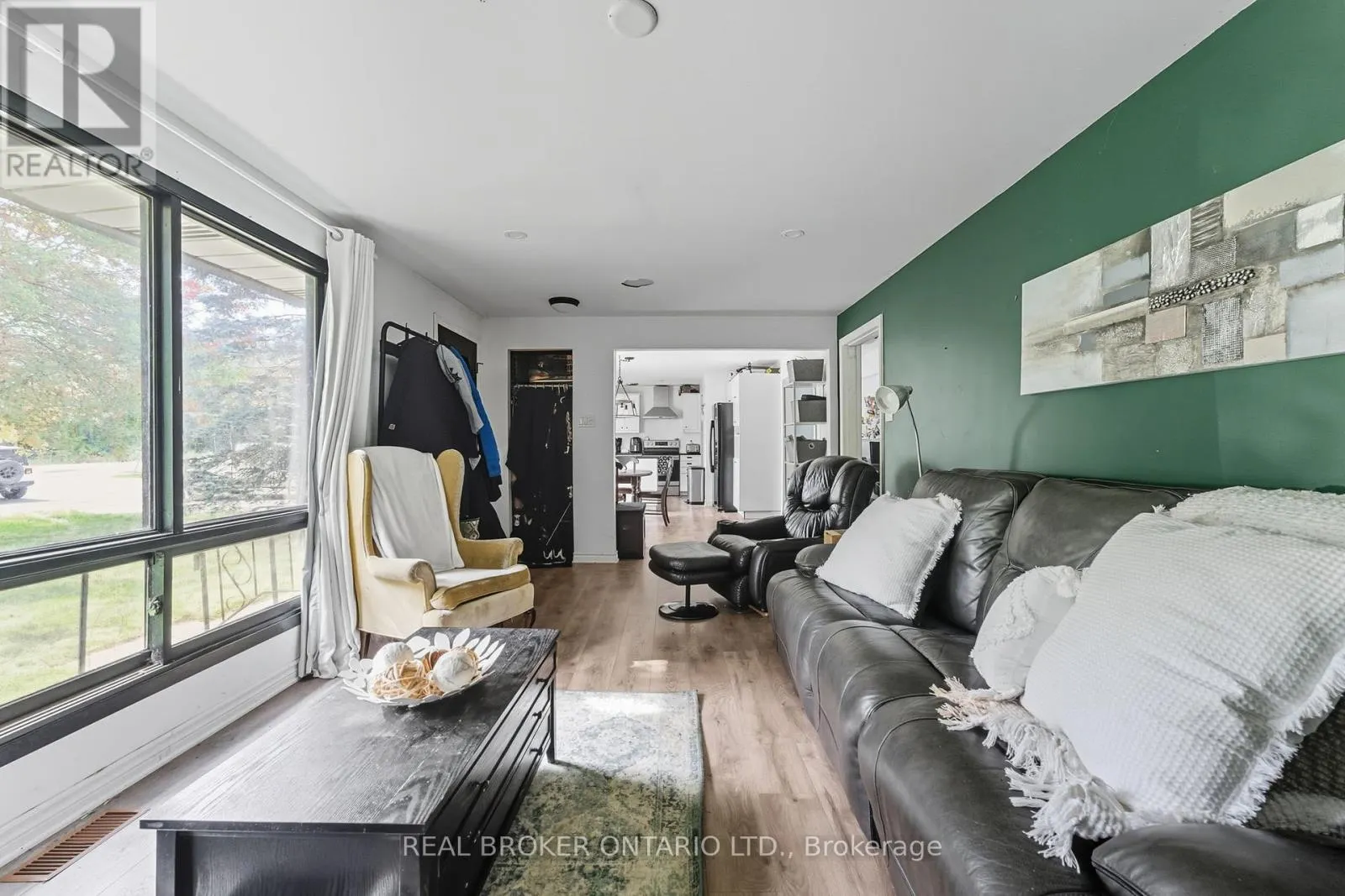 2627 DONNELLY DRIVE