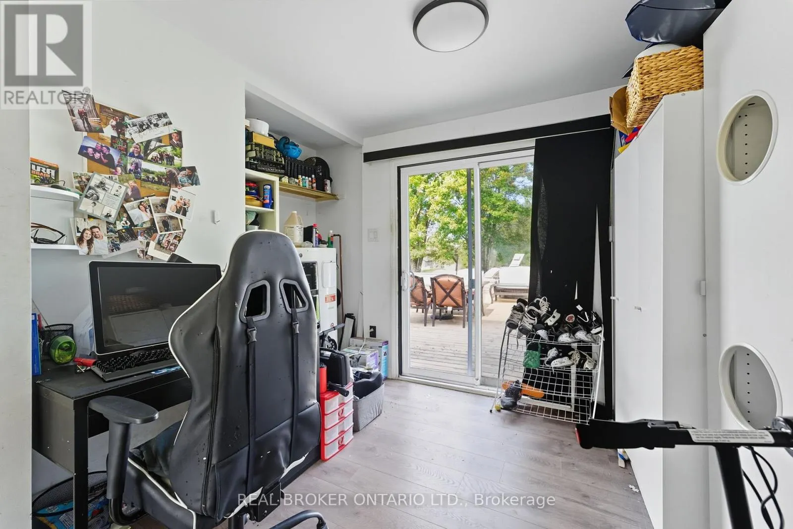 2627 DONNELLY DRIVE