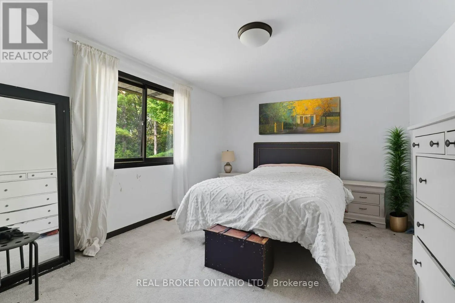 2627 DONNELLY DRIVE