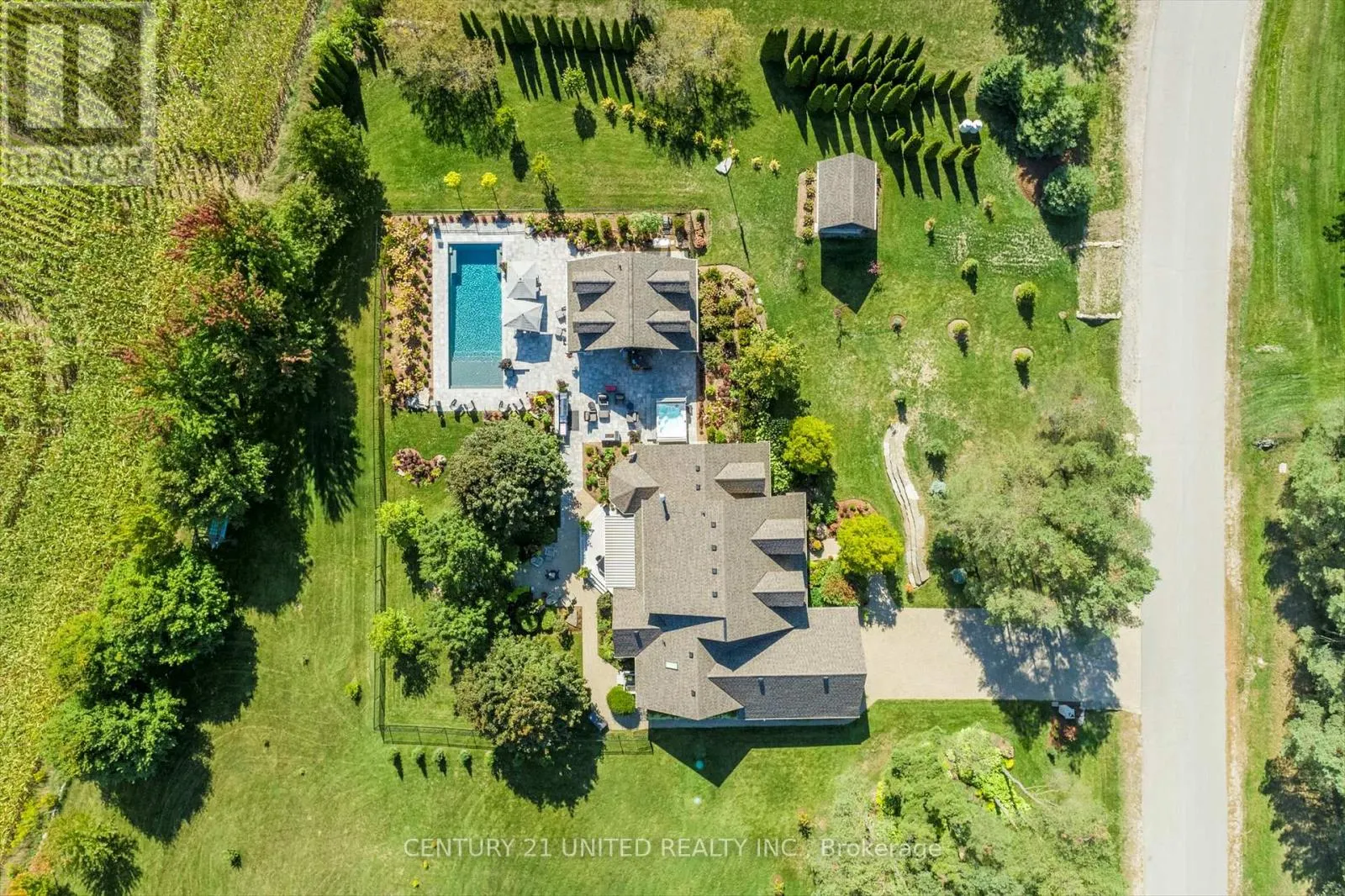 9 MAPLEHILL DRIVE