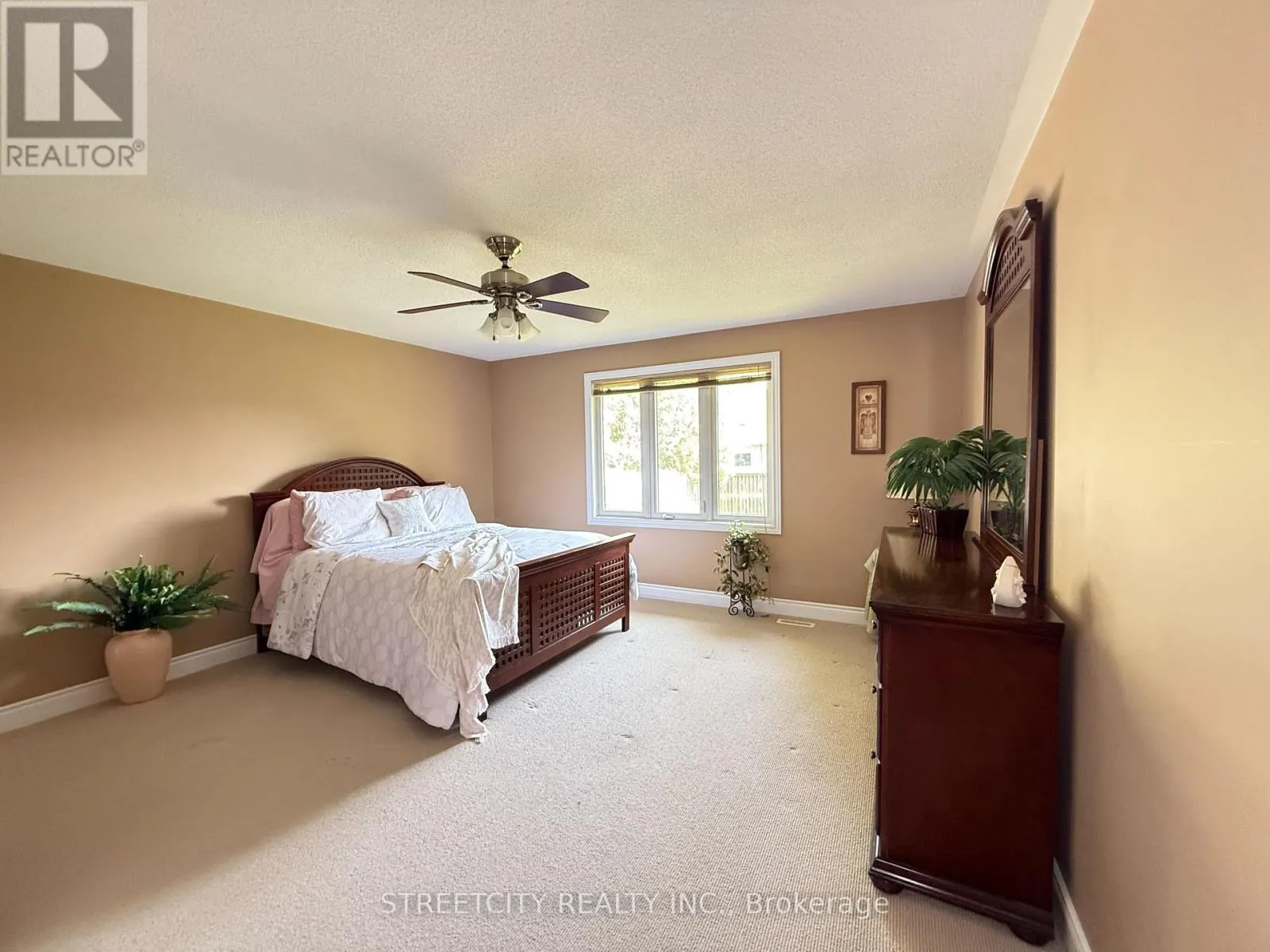 126 STATHIS BOULEVARD