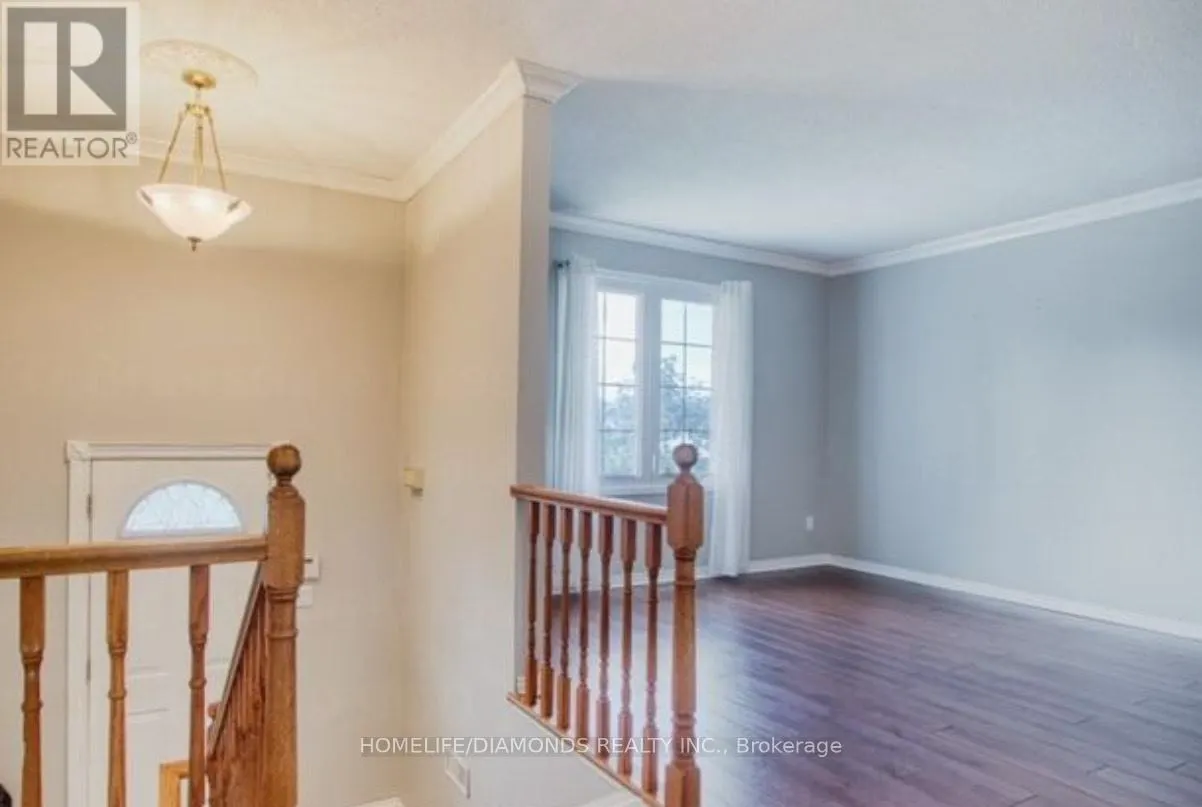 37 BRIARSDALE CRESCENT
