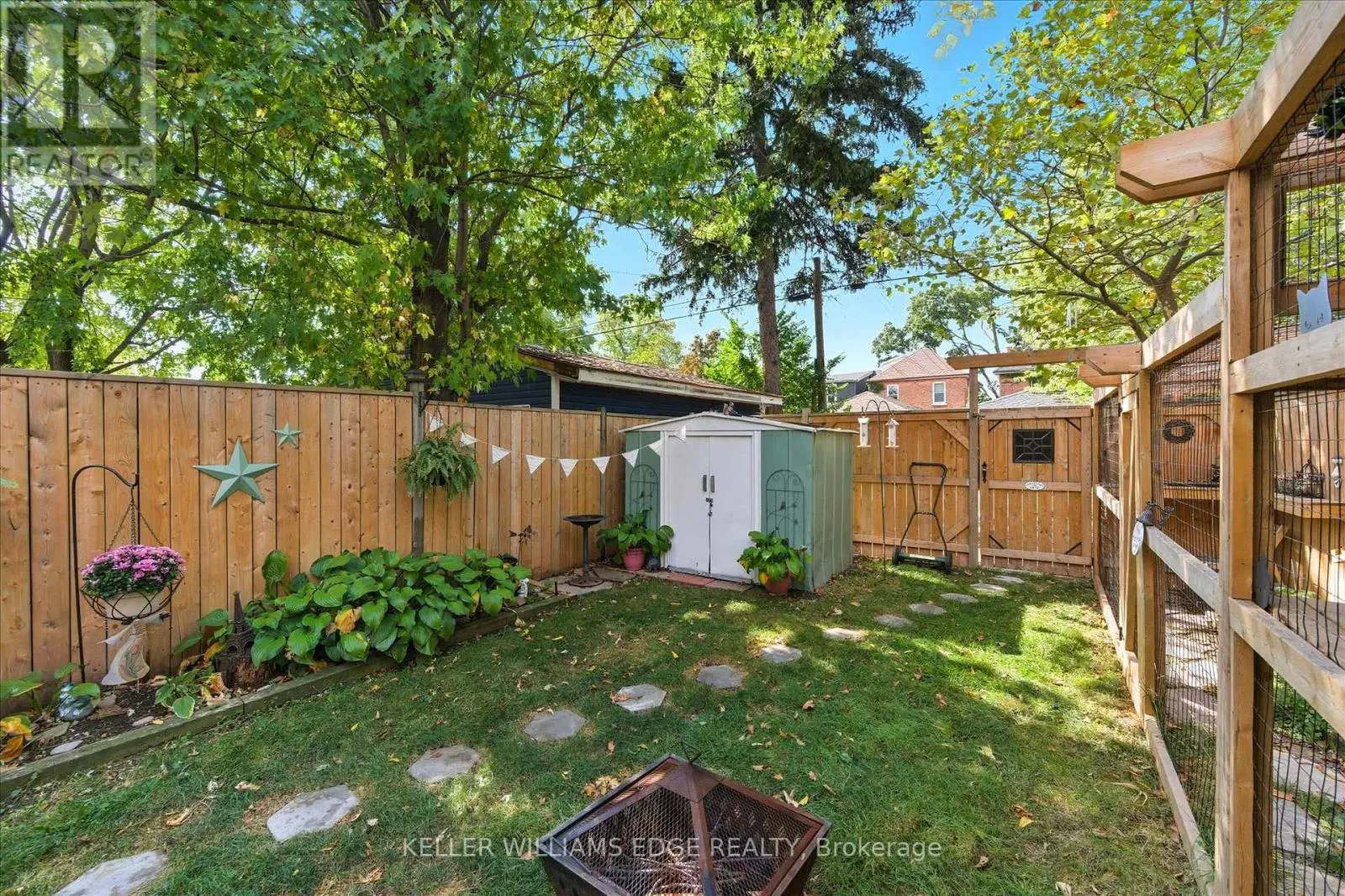 163 GROSVENOR AVENUE N