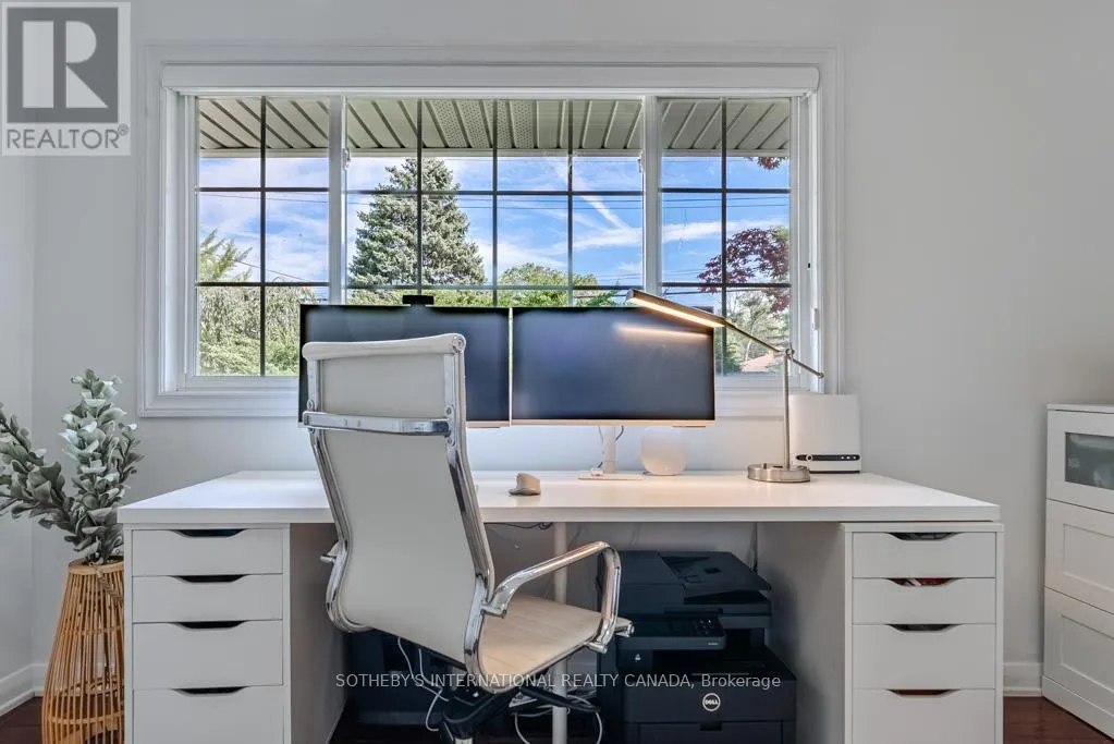 244 BROOKVIEW COURT
