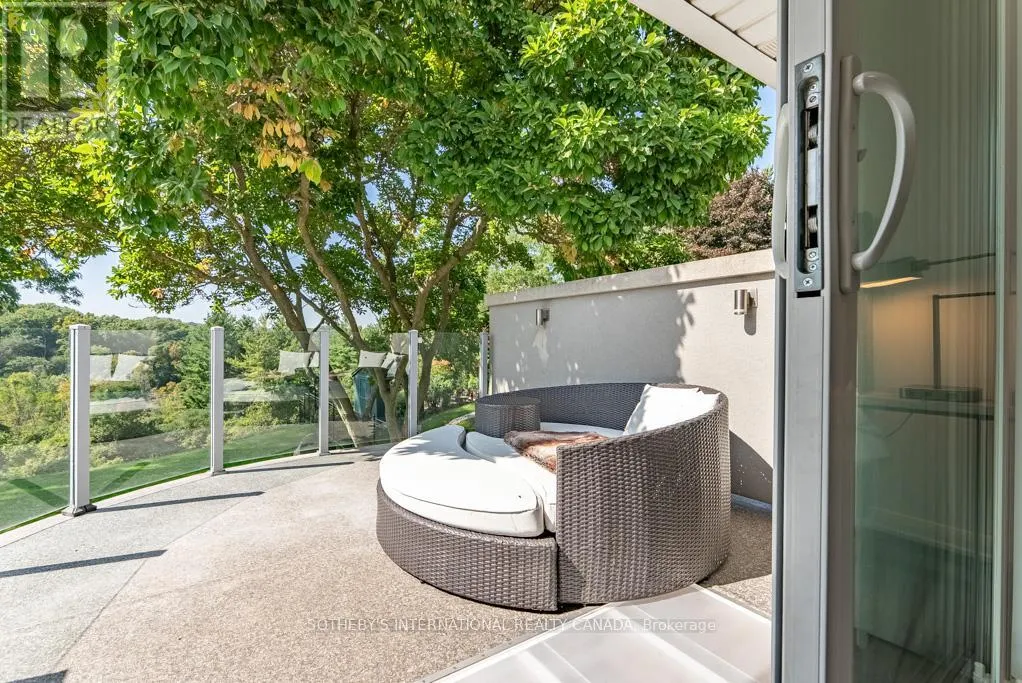 244 BROOKVIEW COURT