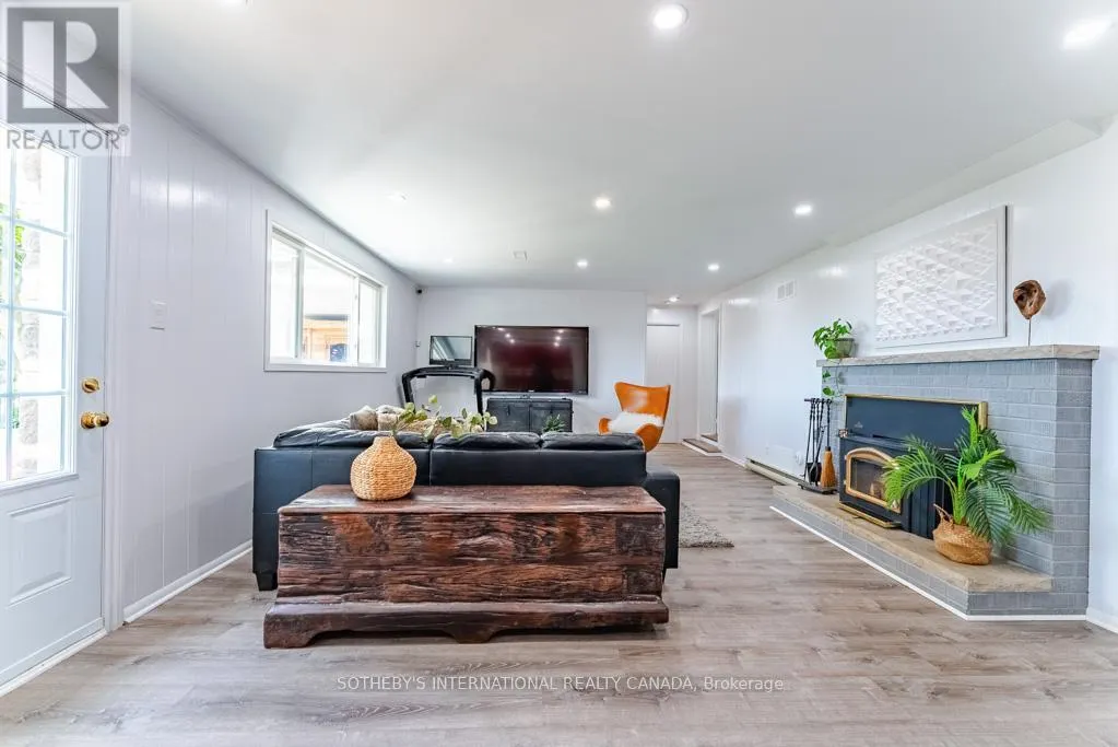 244 BROOKVIEW COURT
