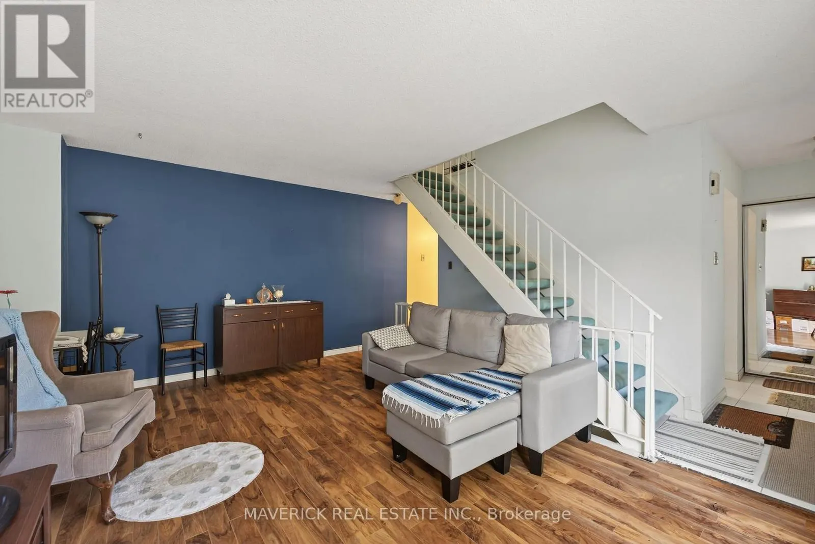 35 - 135 ANDOVER DRIVE, #35