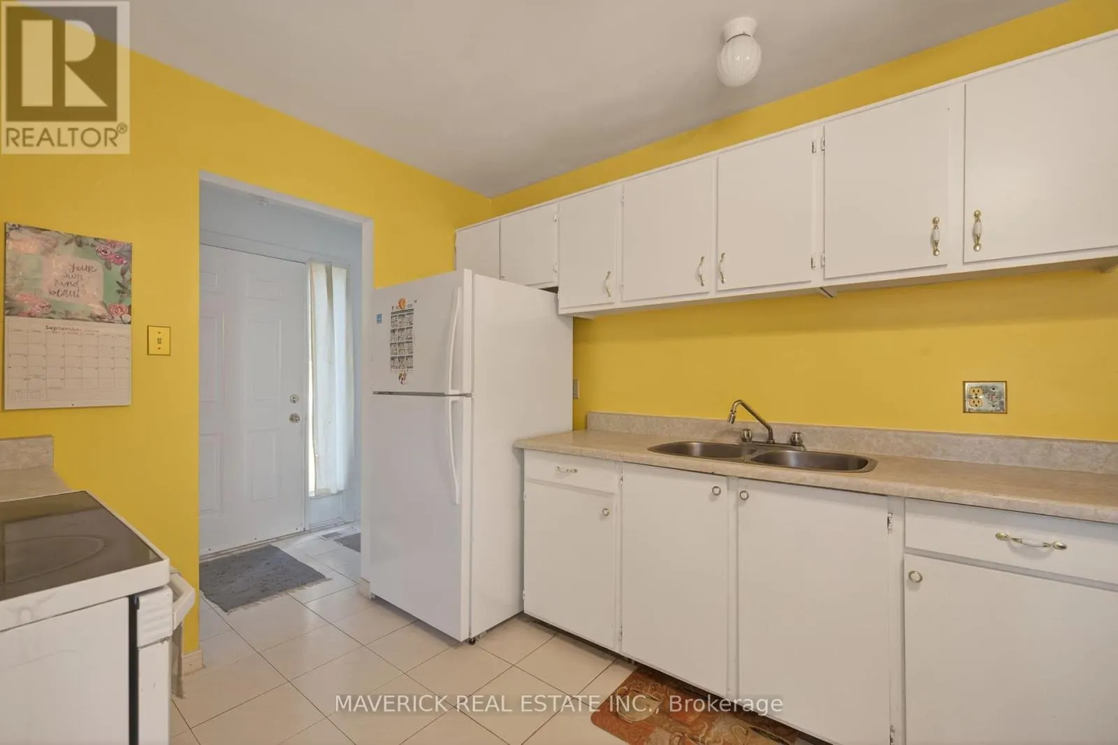 35 - 135 ANDOVER DRIVE, #35