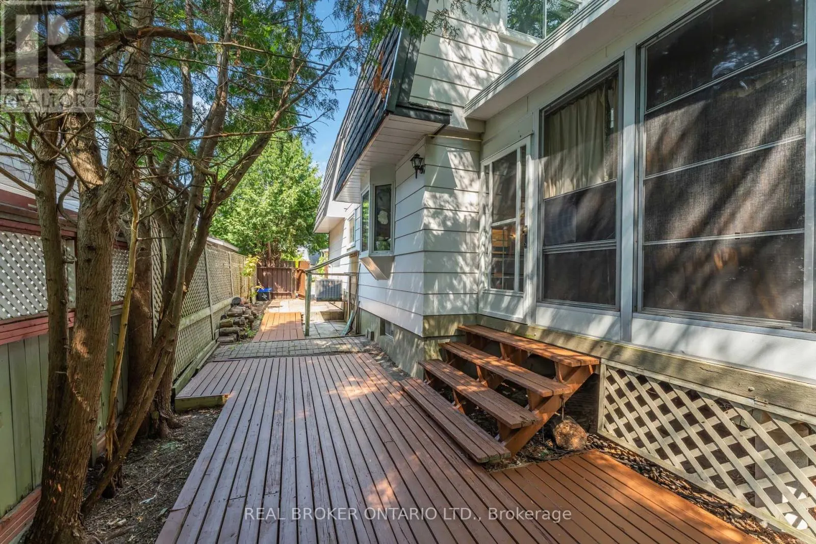 77 PRIAM WAY