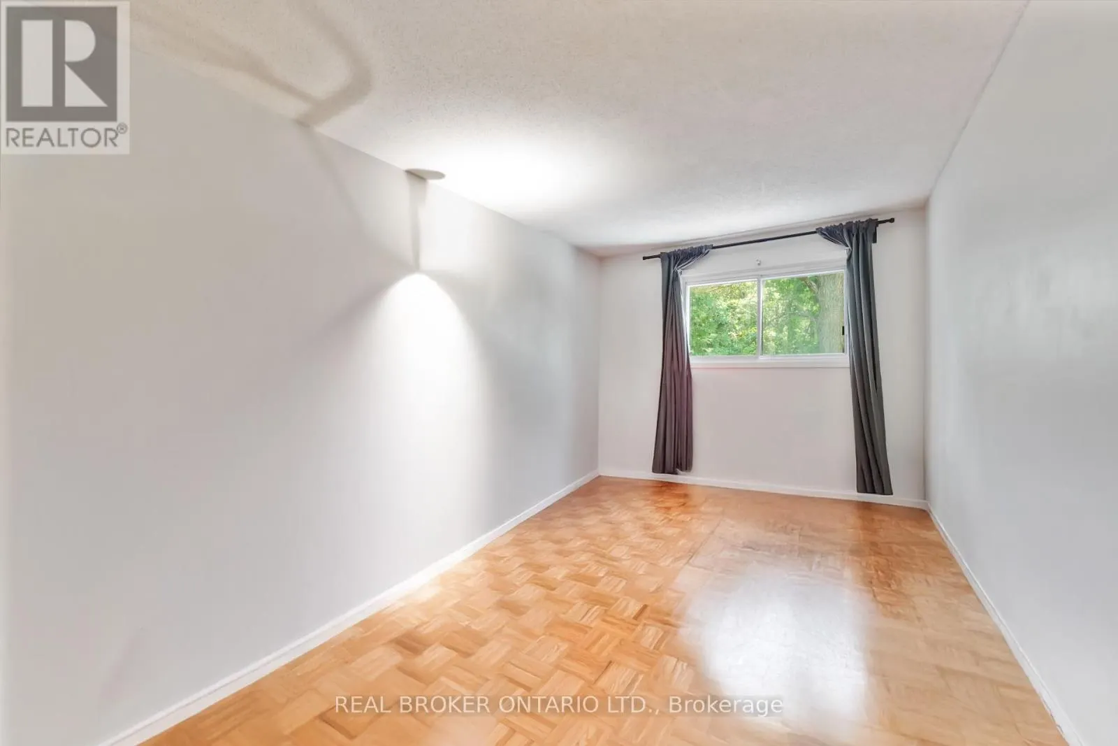 77 PRIAM WAY