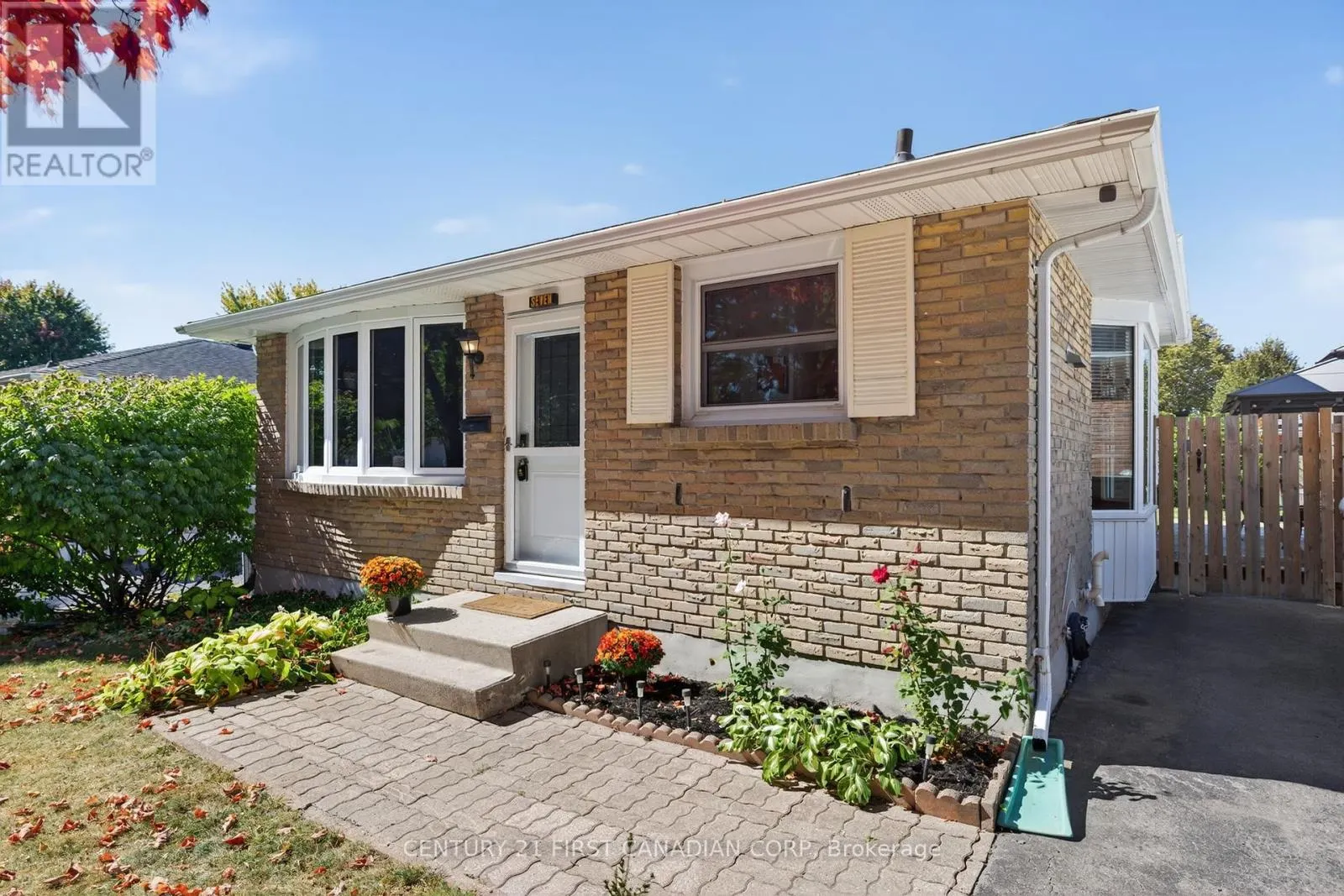 7 UPCOTT CRESCENT