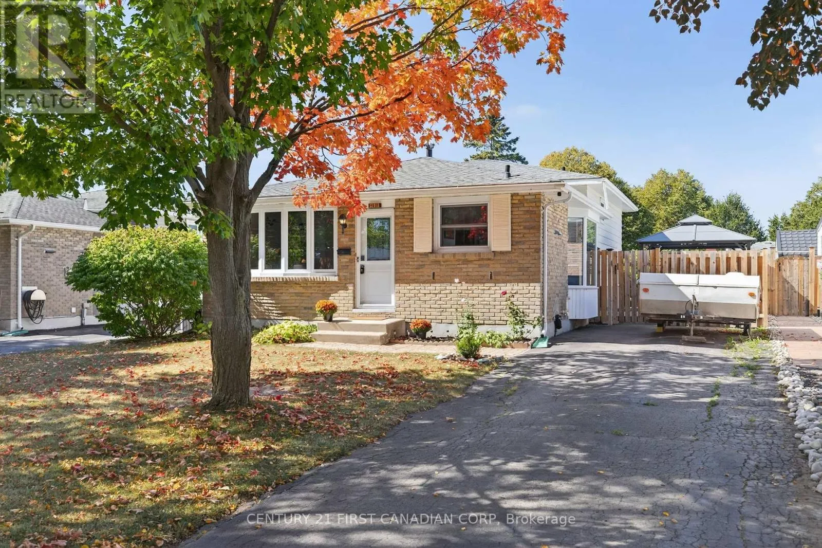7 UPCOTT CRESCENT