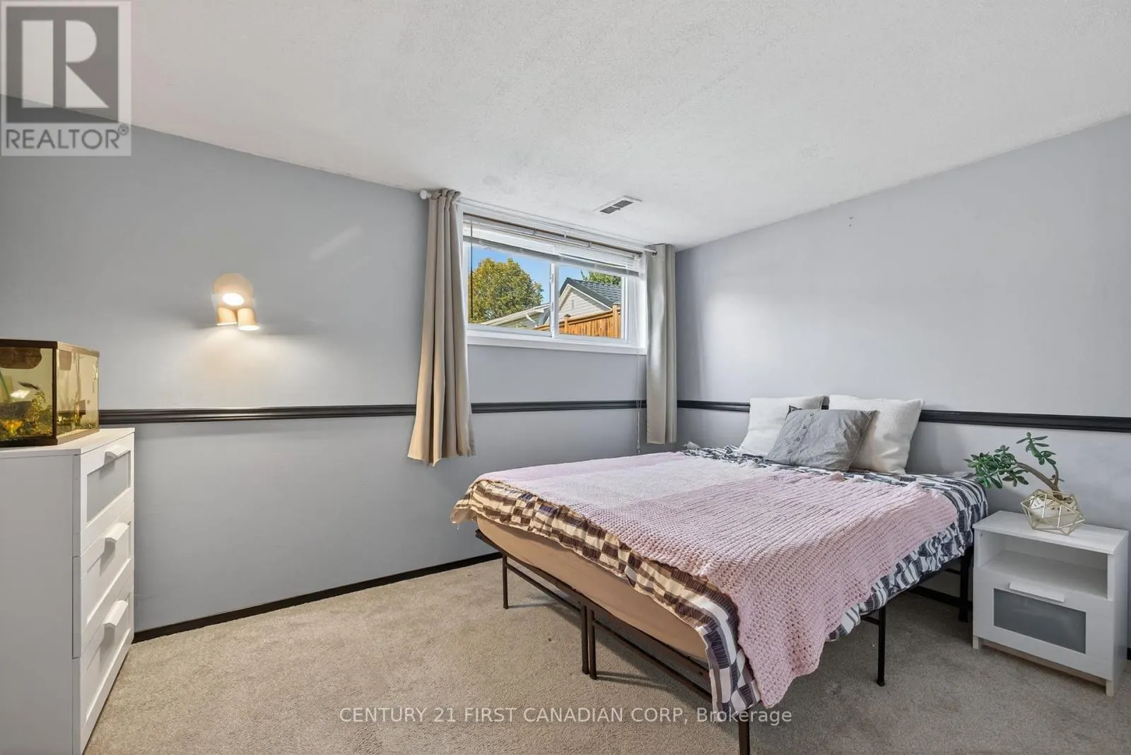 7 UPCOTT CRESCENT