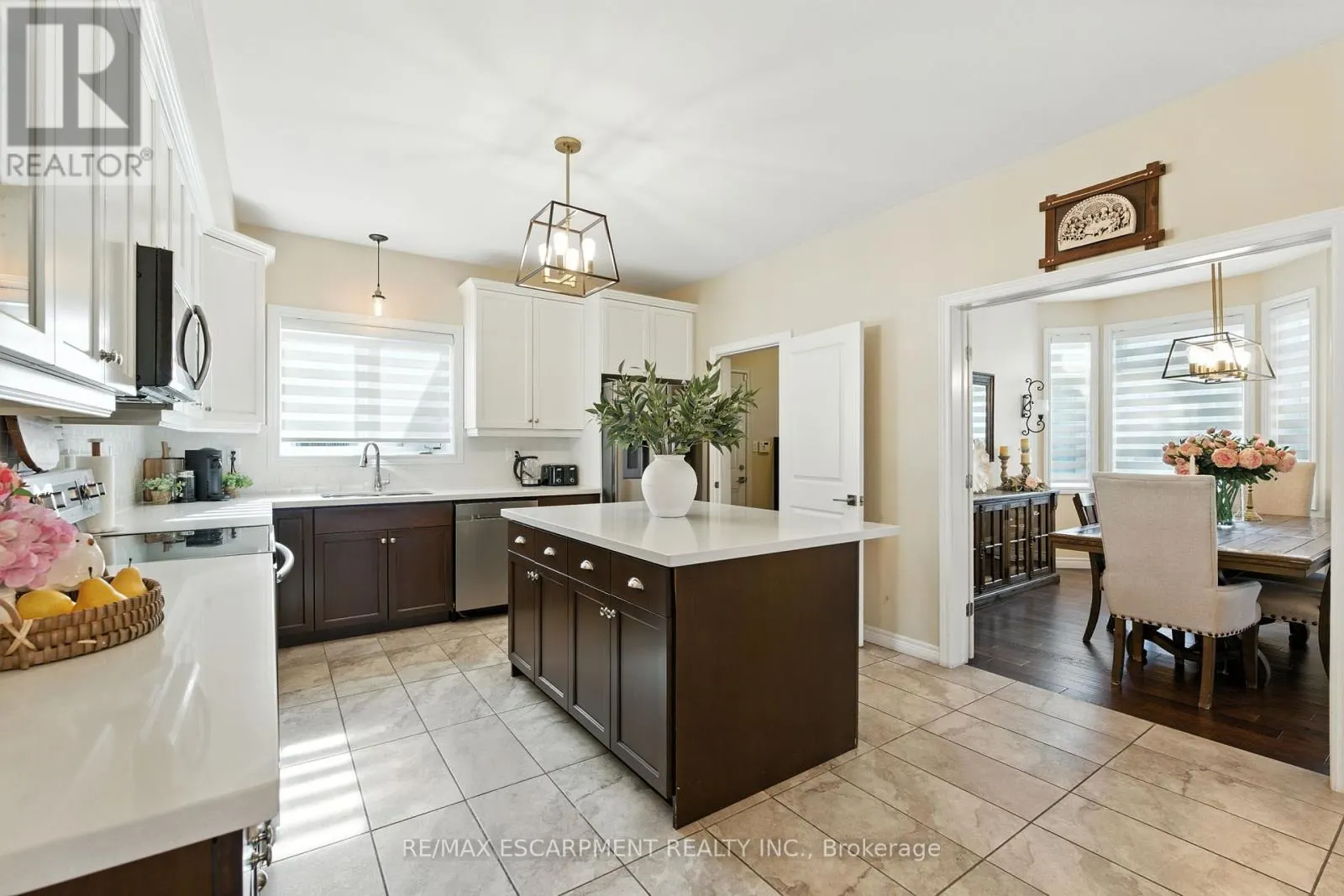 1533 UPPER SHERMAN AVENUE