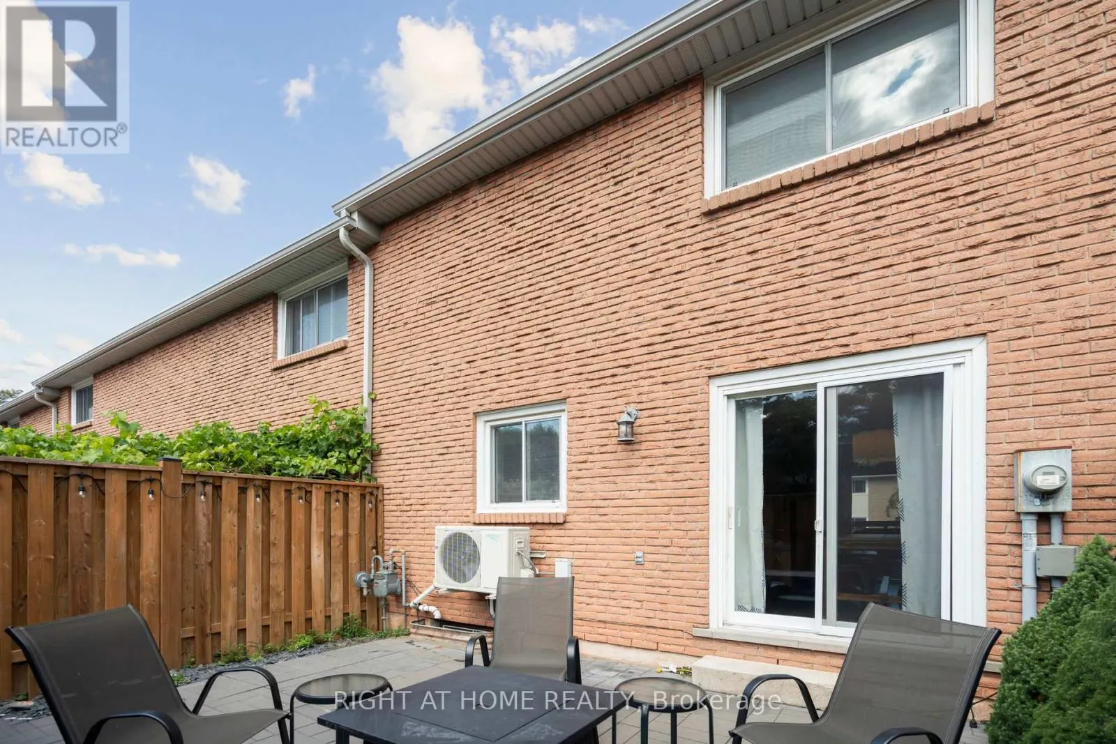 35 - 151 GATESHEAD CRESCENT