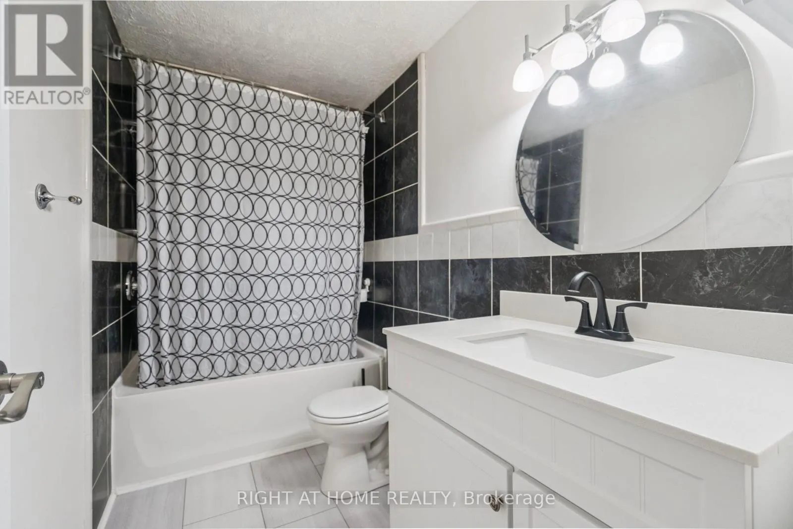 35 - 151 GATESHEAD CRESCENT