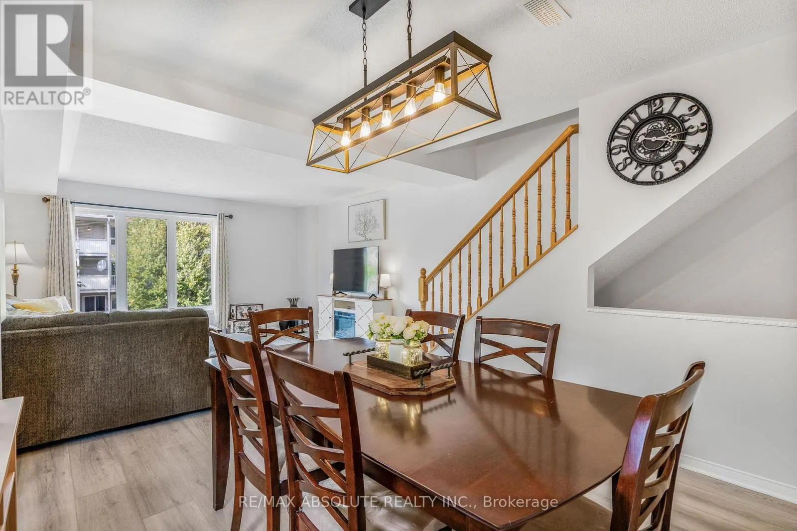 32 BONFIELD PRIVATE