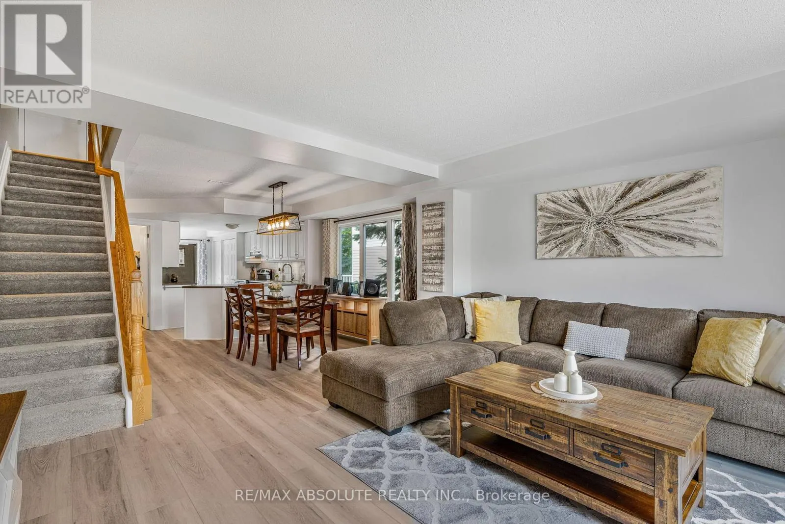 32 BONFIELD PRIVATE