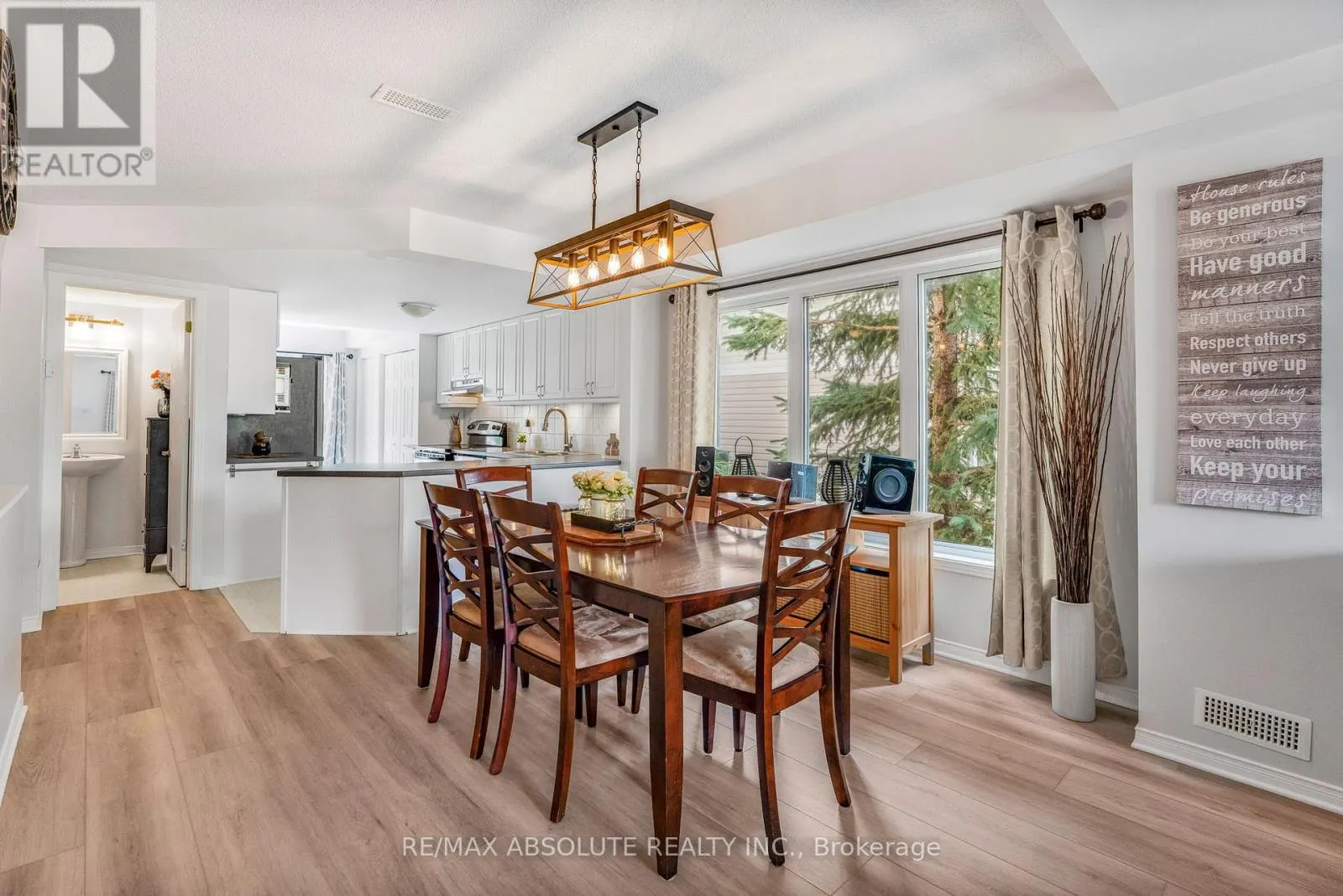 32 BONFIELD PRIVATE