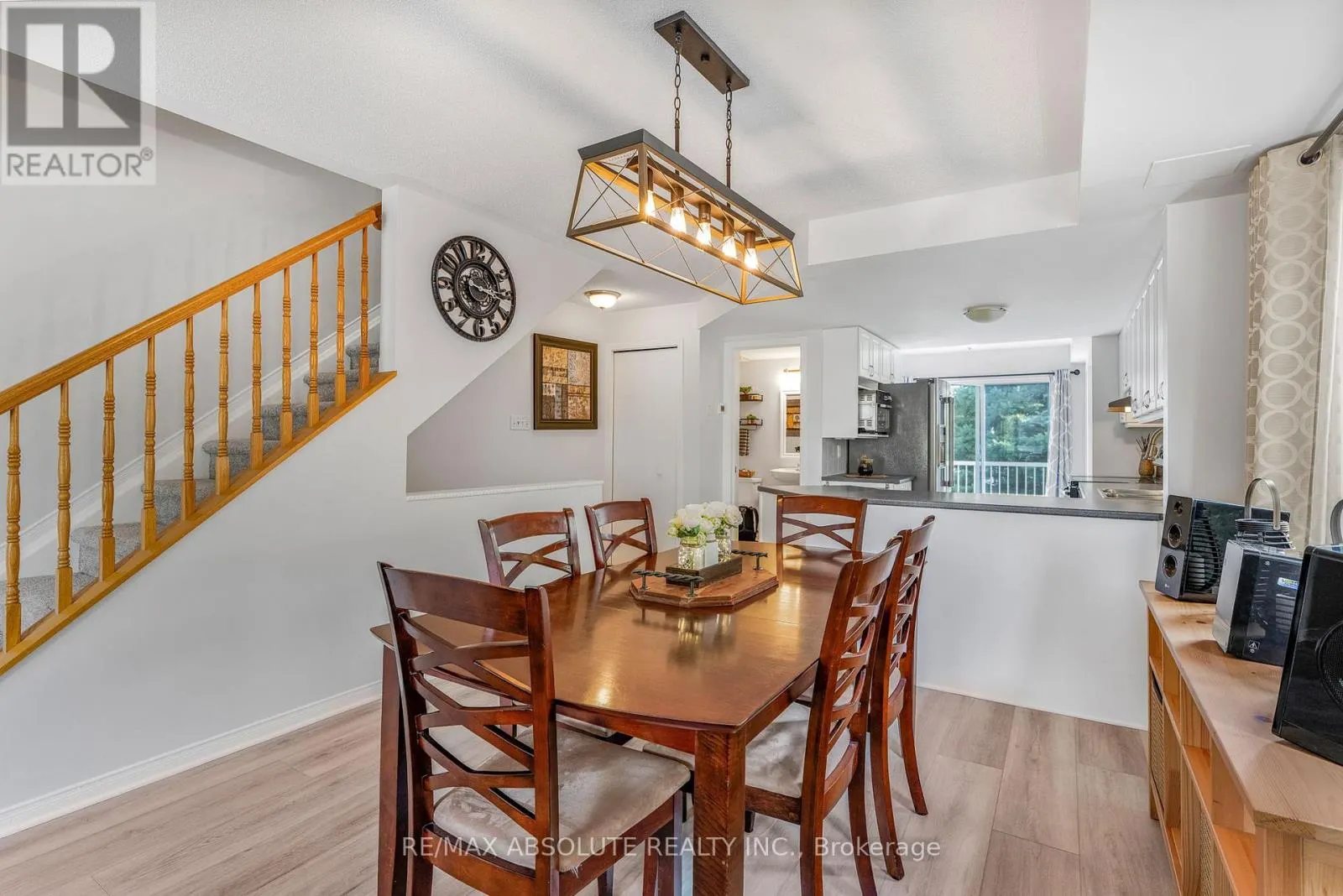 32 BONFIELD PRIVATE