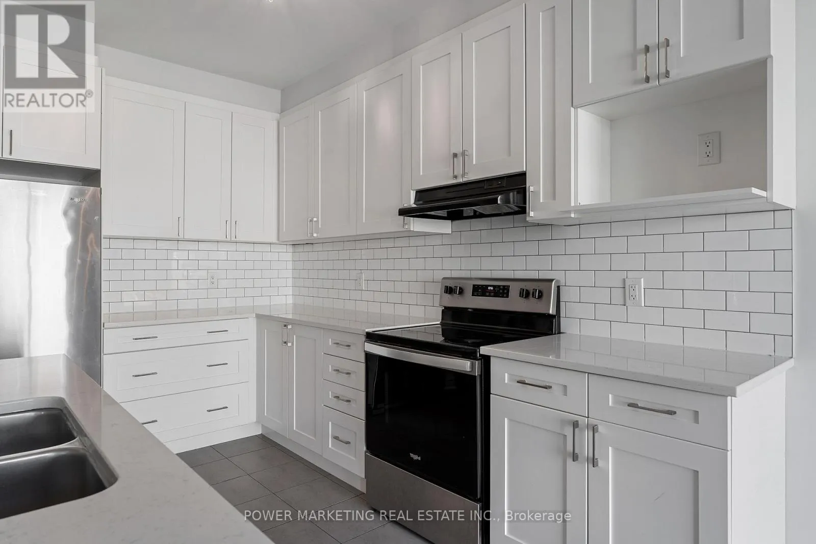 527 CATLEAF ROW