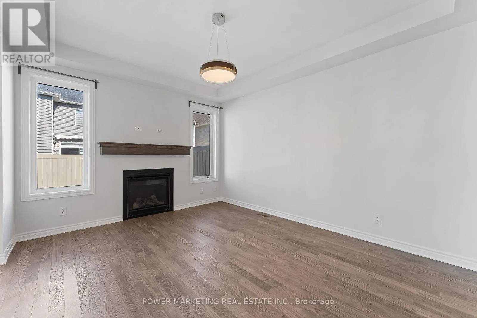 527 CATLEAF ROW