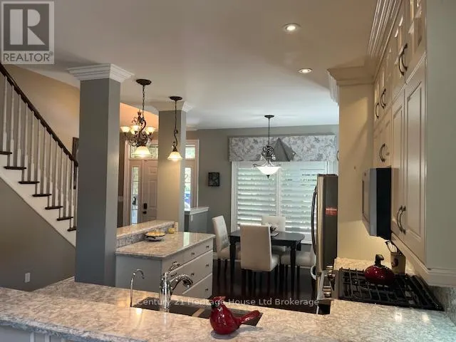 1 - 5 WOODHAVEN DRIVE, #1