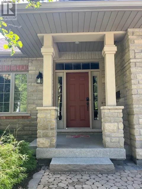 1 - 5 WOODHAVEN DRIVE, #1