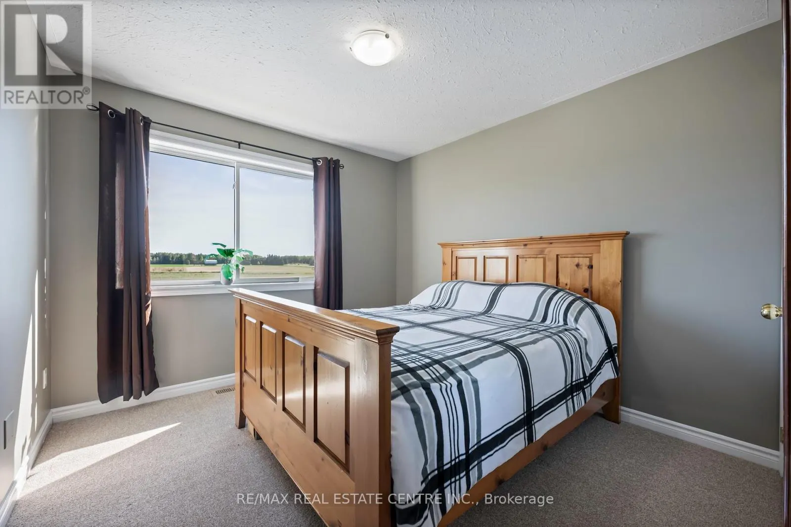 395115 COUNTY ROAD 12 ROAD