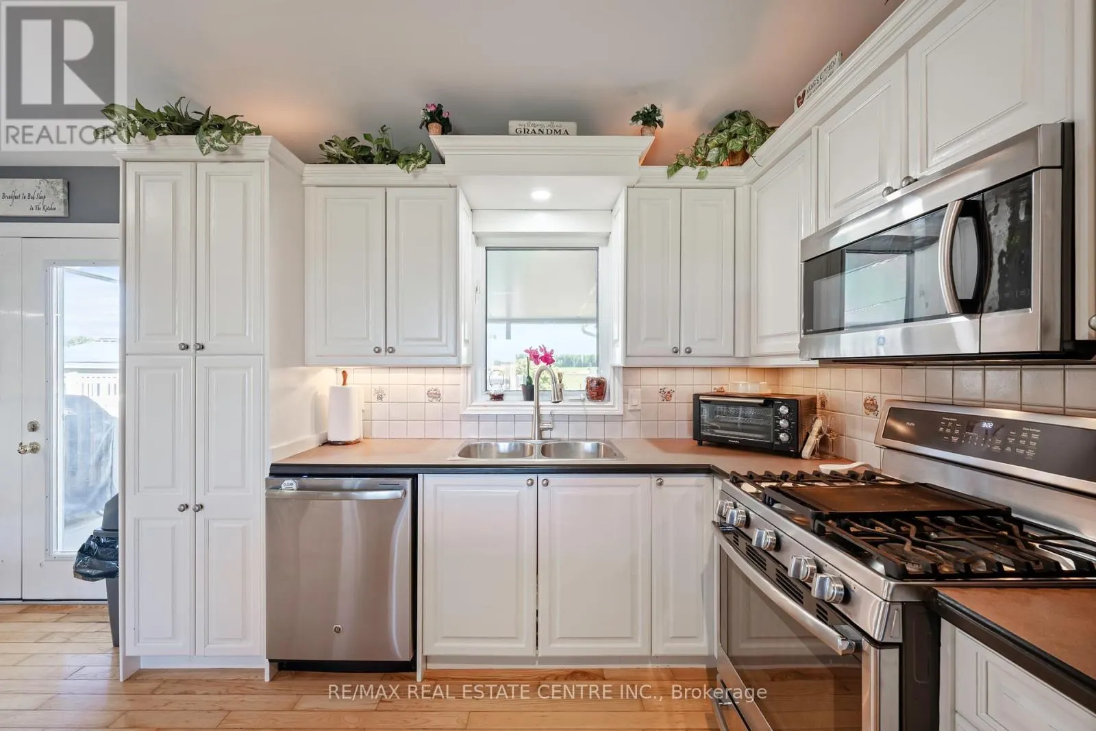 395115 COUNTY ROAD 12 ROAD