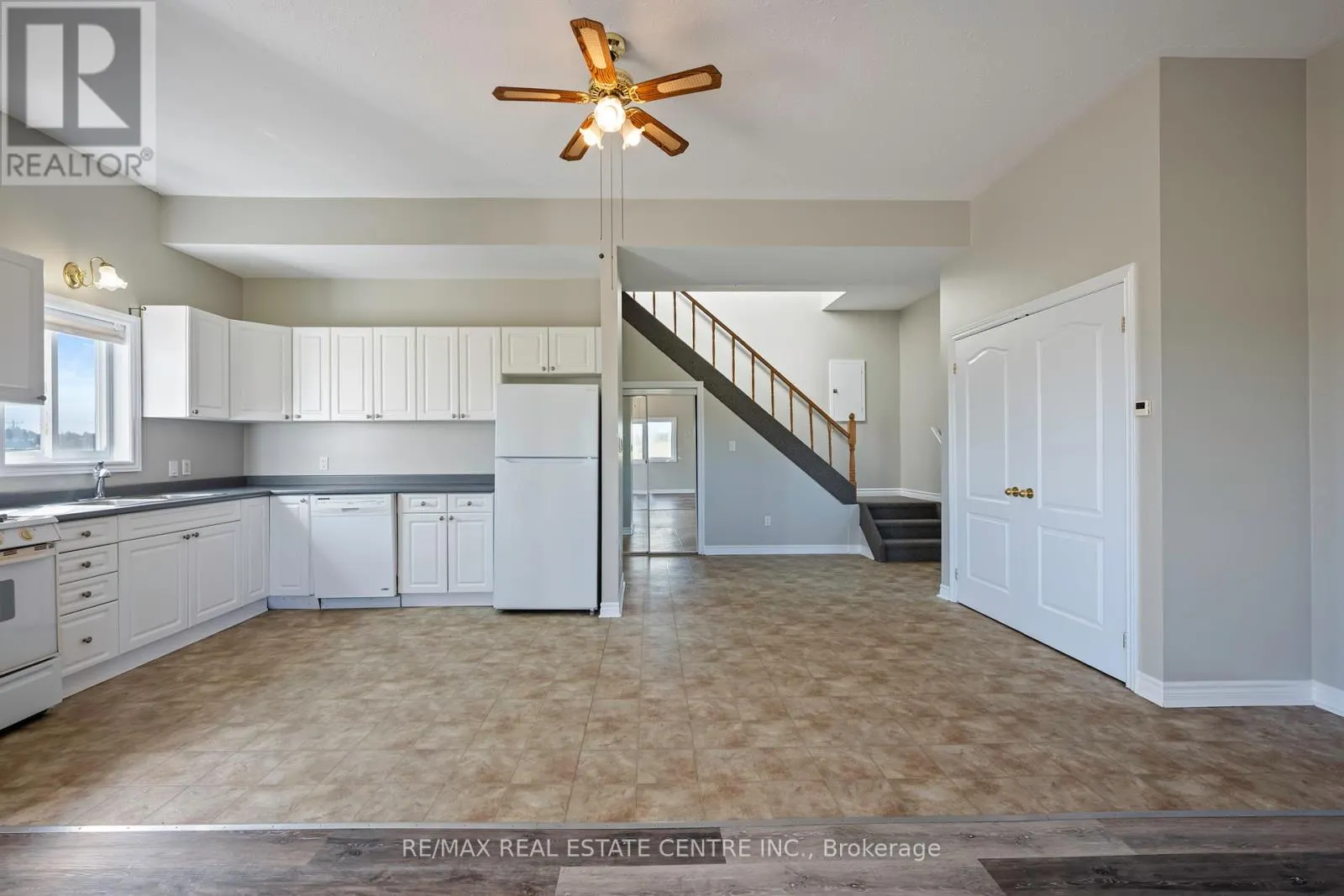 395115 COUNTY ROAD 12 ROAD