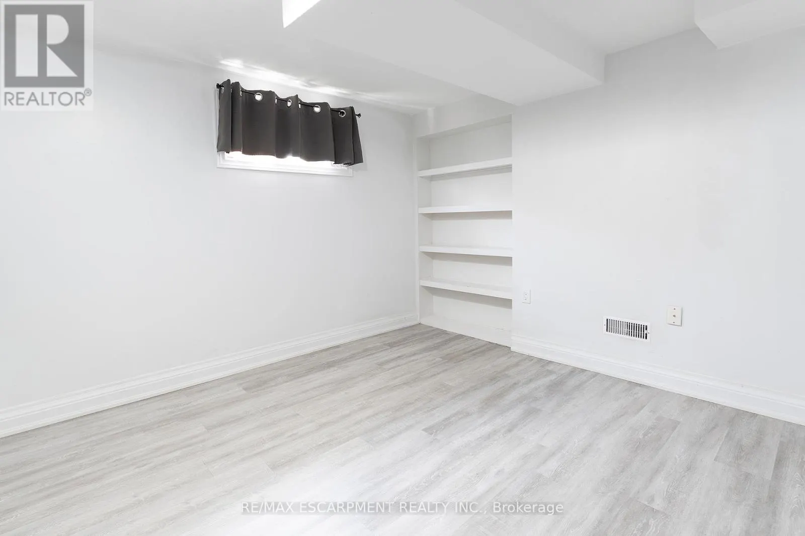 493 UPPER GAGE AVENUE
