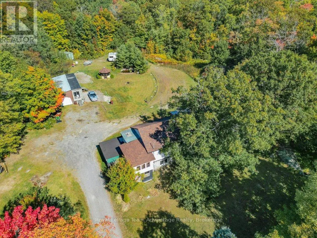 18 HORSESHOE LAKE ROAD