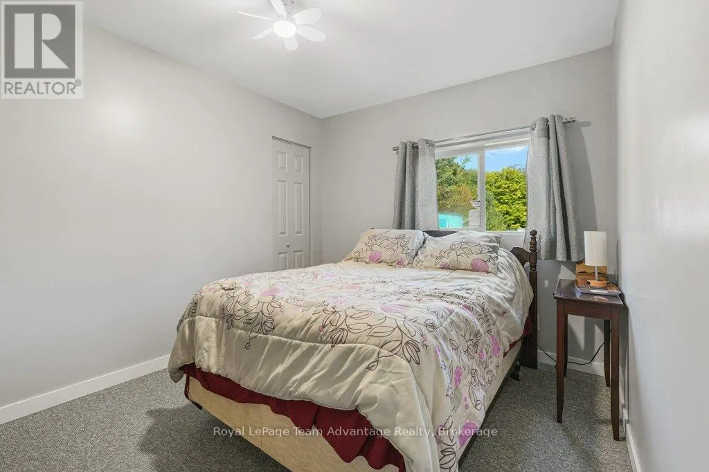 18 HORSESHOE LAKE ROAD
